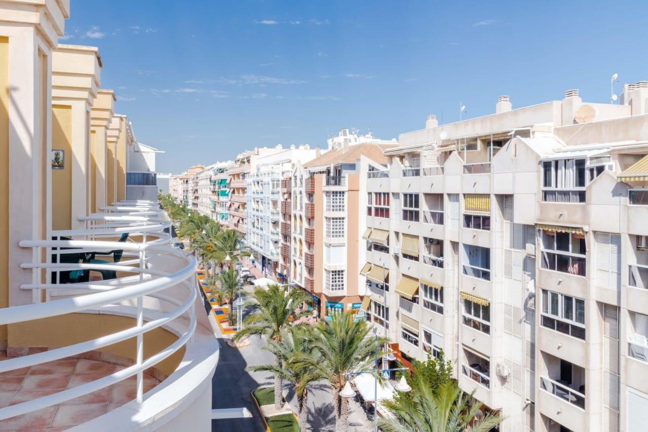 Appartement Residenz Habaneras à Torrevieja Extérieur photo