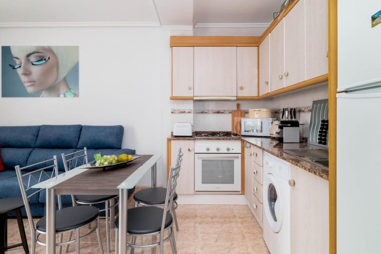 Appartement Residenz Habaneras à Torrevieja Extérieur photo