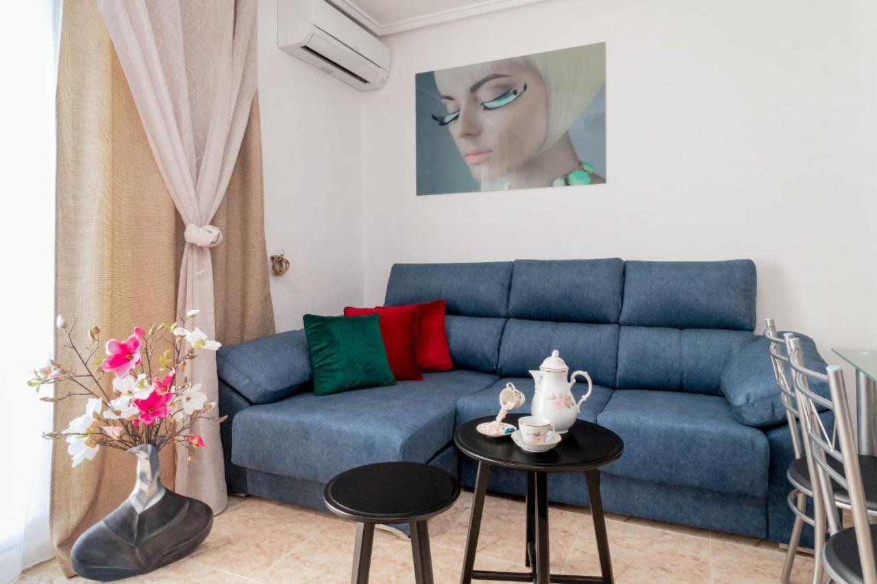 Appartement Residenz Habaneras à Torrevieja Extérieur photo